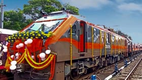 കുറവാണ് പക്ഷെ, ഇന്ത്യയിൽ വൈഫൈയുളള ട്രെയിനുകൾ ഏതൊക്കെ?