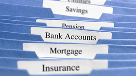 Bank Account: ഓൺലൈനായി ബാങ്ക് അക്കൗണ്ട് ക്ലോസ് ചെയ്യാൻ കഴിയുമോ? ഇത് ശ്രദ്ധിച്ചില്ലേൽ വൻ നഷ്ടം!...