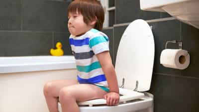 Parenting Tips: വിശപ്പ് കുറയൽ, വയറുവേദന... കുട്ടികളിലെ ഈ ലക്ഷണങ്ങൾ ശ്രദ്ധിക്കാറുണ്ടോ; മാതാപിതാക്കൾ അറിയാൻ