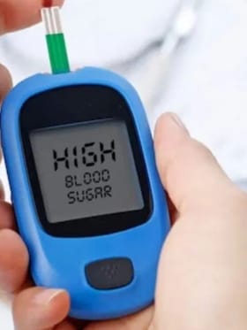 വീട്ടിലിരുന്നു ഷു​ഗർ ടെസ്റ്റ് ചെയ്യുമ്പോൾ ശ്രദ്ധിക്കുക