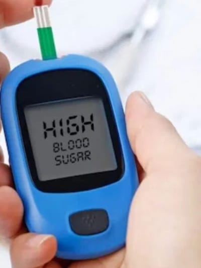 വീട്ടിലിരുന്നു ഷു​ഗർ ടെസ്റ്റ് ചെയ്യുമ്പോൾ ശ്രദ്ധിക്കുക