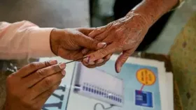 Kerala Local Body Election 2025: നോട്ടയും വിവിപാറ്റും ഇല്ല, പോളിങ് നാളെ രാവിലെ ഏഴുമുതല്‍ വൈകീട്ട് ആറുവരെ