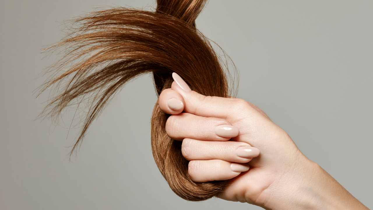 സമീകൃതാഹാരം പാലിക്കുന്നതാണ് മറ്റൊരു വഴി. മാംസ്യാഹാരം ഒഴിവാക്കുകയോ അല്ലെങ്കിൽ പ്രത്യേക ഡയറ്റുകൾ പിന്തുടരുകയോ ചെയ്യുകയാണെങ്കിൽ, മറ്റ് സ്രോതസ്സുകൾ വഴി അവയ്ക്ക് പകരമായുള്ള പോഷകങ്ങൾ ലഭിക്കുന്നുണ്ടെന്ന് ഉറപ്പാക്കണം. അല്ലാത്തപക്ഷം, പോഷകങ്ങളുടെ അഭാവത്തിന് കാരണമാകും. (Image Credit: Getty Images)
