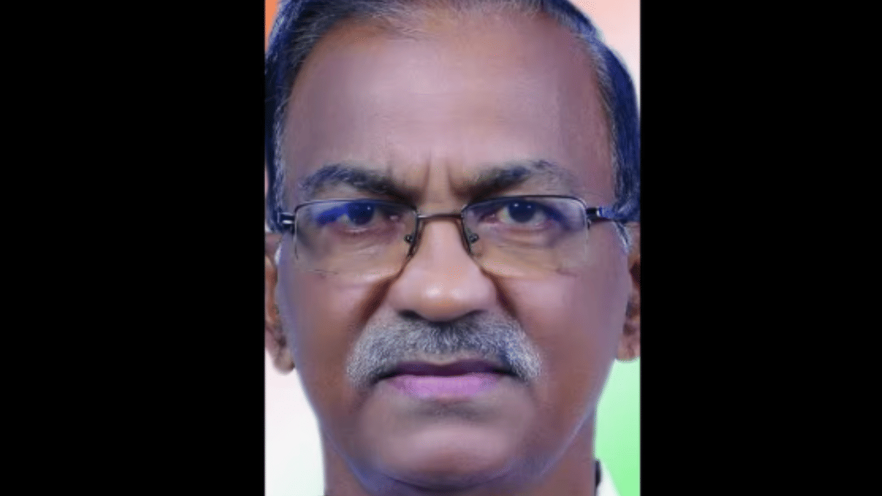 Kerala Local Body Election 2025: സ്ഥാനാര്‍ത്ഥിയുടെ മരണം, പാമ്പാക്കുട പഞ്ചായത്തിലെ പത്താം വാര്‍ഡ് തിരഞ്ഞെടുപ്പ് മാറ്റിവെച്ചു