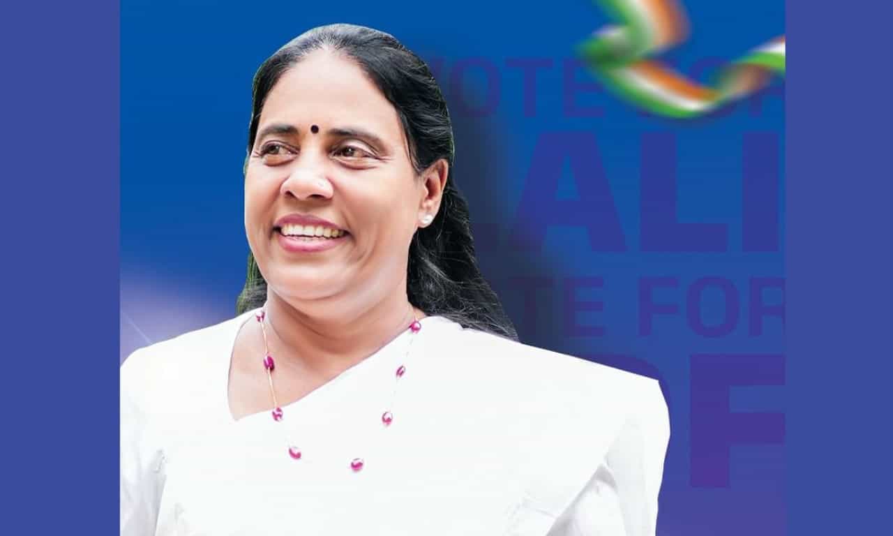 Lali James: ‘പണപ്പെട്ടി’ കണ്ടില്ല; മയപ്പെടുത്തി ലാലി, തൃശ്ശൂർ മേയർ വിവാദത്തിൽ സസ്പെൻഷന് പിന്നാലെ തിരുത്തൽ