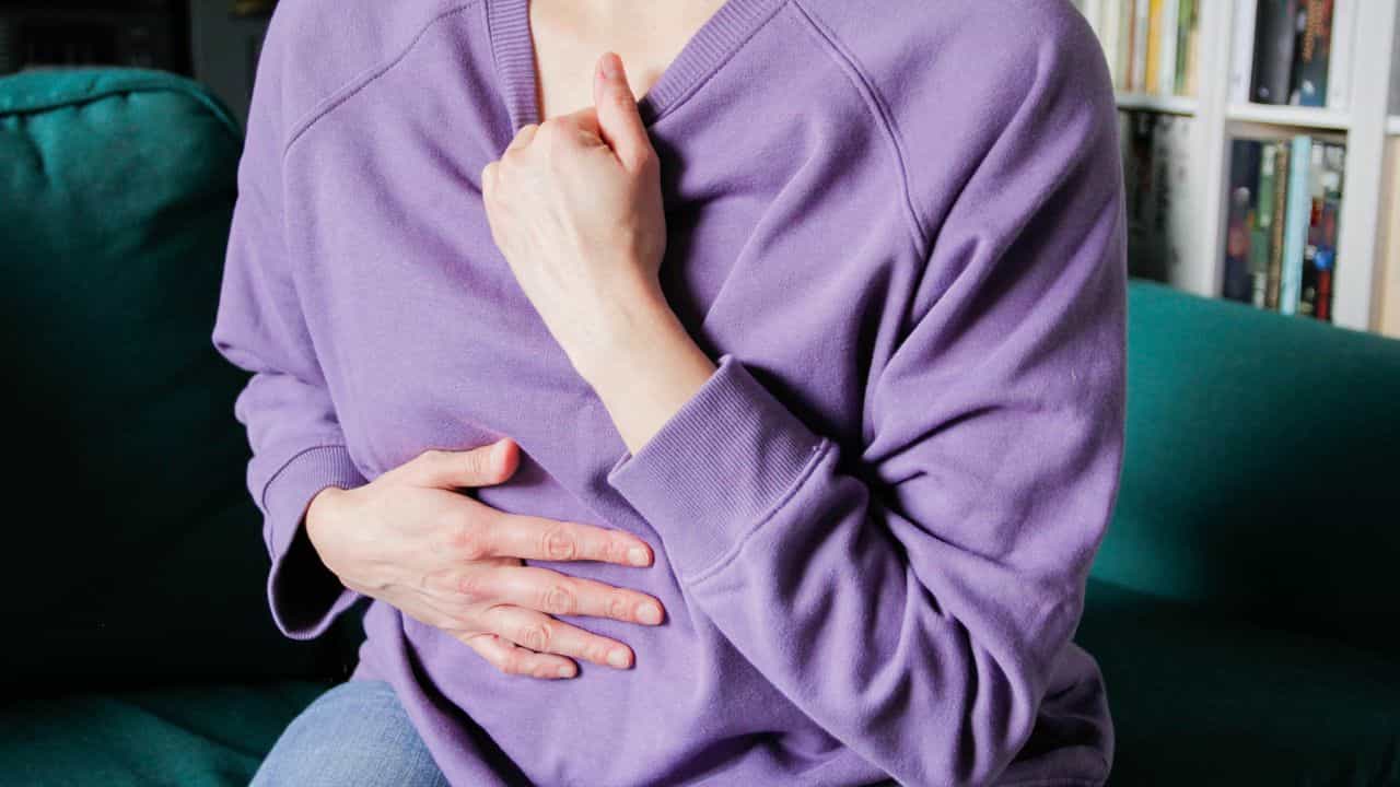 Women Health: ആർത്തവവിരാമം, ഹോർമോൺ മാറ്റം, കാൻസർ: 40 കഴിഞ്ഞ സ്ത്രീകൾ അറിയേണ്ടത് Women Health: ആർത്തവവിരാമം, ഹോർമോൺ മാറ്റം, കാൻസർ: 40 കഴിഞ്ഞ സ്ത്രീകൾ അറിയേണ്ടത്