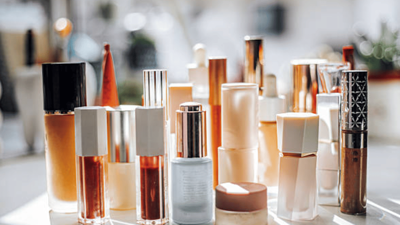 2026 - 2036 വരെ ആഗോള വെളിച്ചെണ്ണ മോയ്സ്ചറൈസിങ് ക്രീമുകളുടെ വിപണി വലിയ വളർച്ച കൈവരിച്ചേക്കും. 2035 ആകുമ്പോഴേക്കും വിപണി മൂല്യം മൂന്നിരട്ടിയായി ഉയരുമെന്നാണ് പ്രതീക്ഷിക്കുന്നത്. (Image Credit: Getty Images)