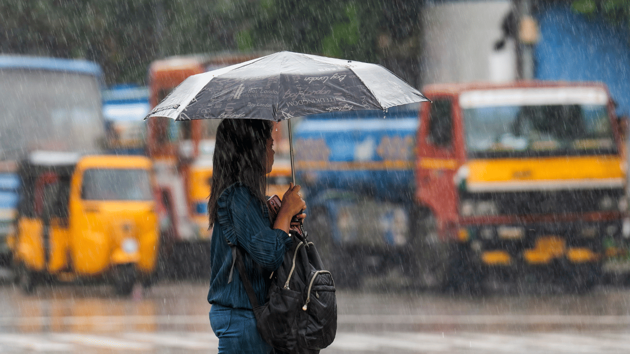 Kerala Weather Update: മഴക്കാലമൊഴിയുന്നു? മുന്നറിയിപ്പുകളിൽ മാറ്റം