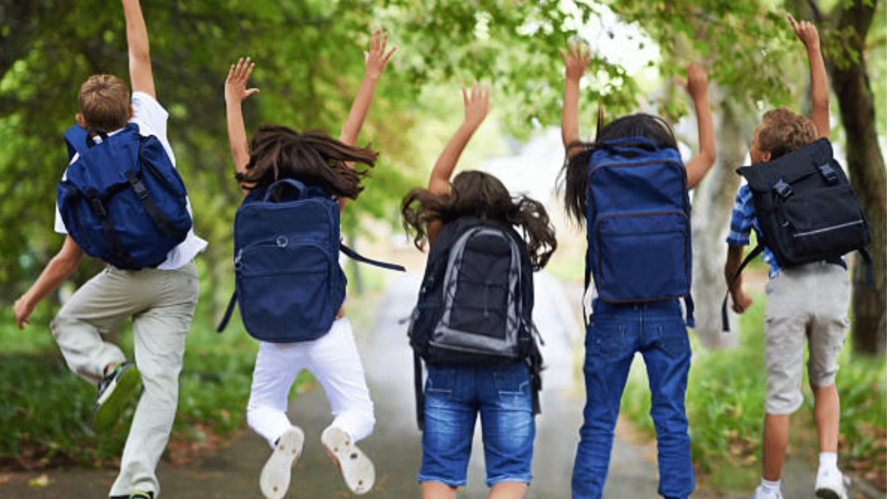 School Holiday:  മൂന്ന് ദിവസം അവധി, തിങ്കളാഴ്‌ച മുതൽ സ്കൂളിൽ പോകേണ്ട...