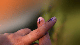 Kerala Local Body Election 2025: വോട്ട് ചെയ്യേണ്ടത് എങ്ങനെ? കൊണ്ടുപോകേണ്ട രേഖകൾ ഇതെല്ലാം…....