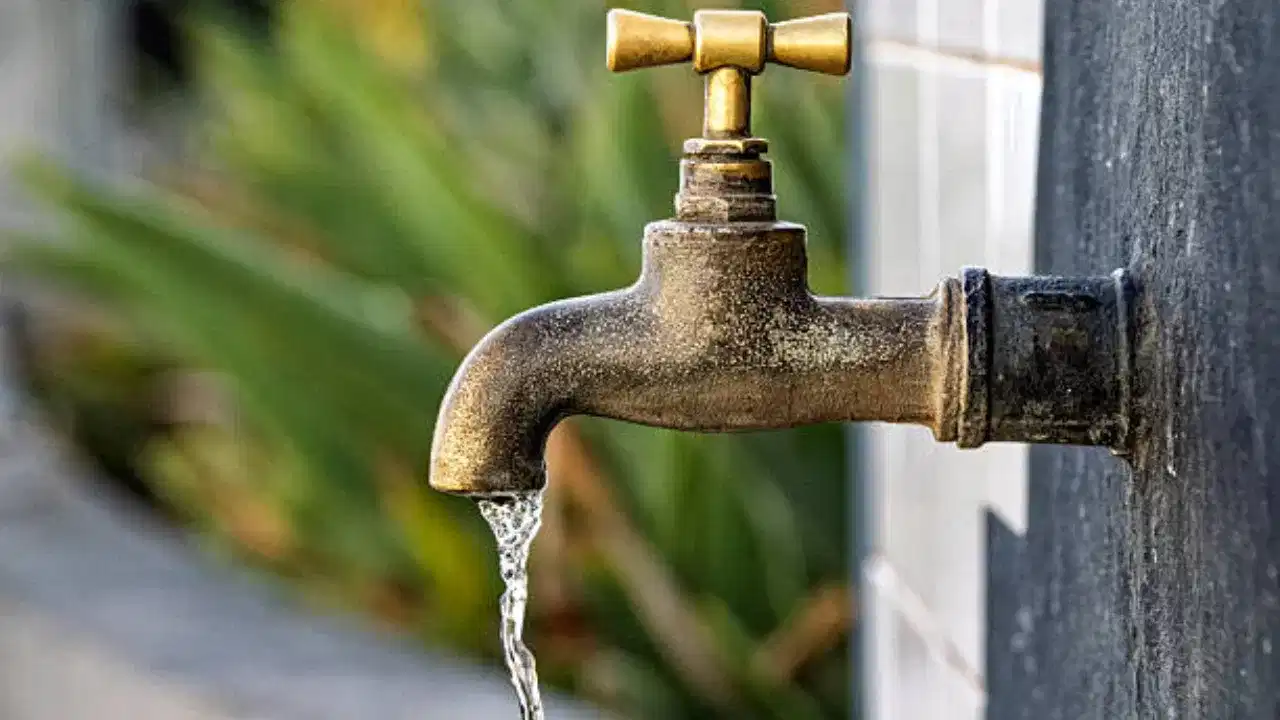 KWA Free Drinking Water Scheme: സൗജന്യമായി കുടിവെള്ളവുമായി ജല അതോറിറ്റി; ജനുവരി ഒന്ന് മുതൽ അപേക്ഷിക്കാം, നിബന്ധനകൾ ഇങ്ങനെ