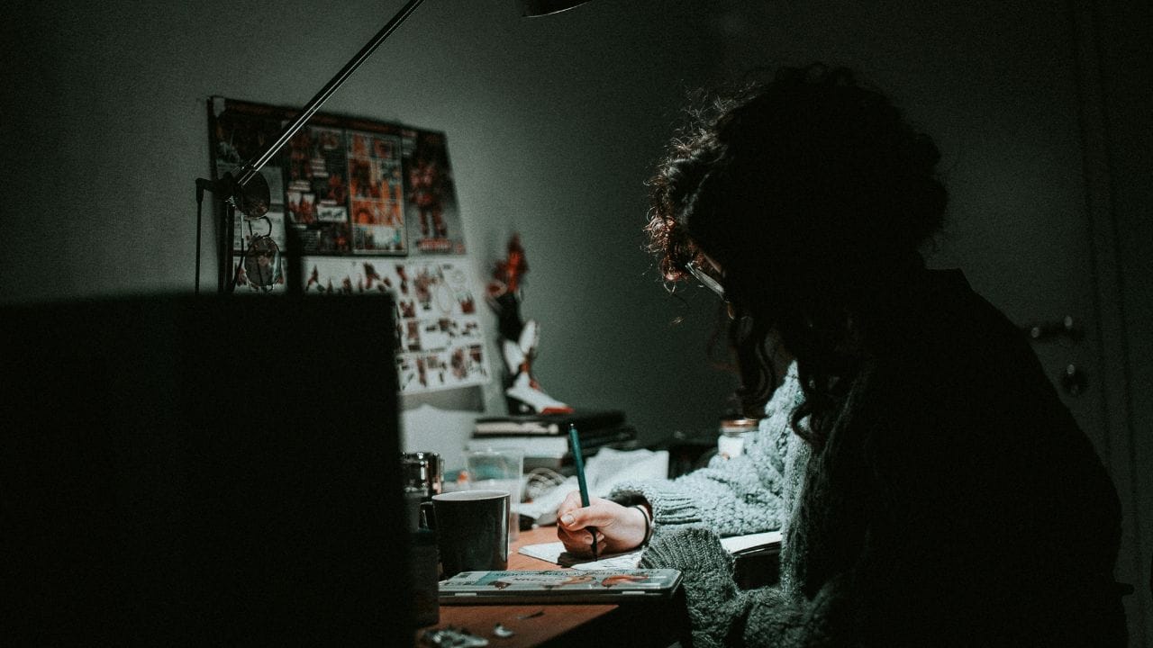 ശരീരത്തിലെ ഓക്സിജൻ അളവ്, ഉപാപചയ പ്രവർത്തനങ്ങൾ, ഹോർമോണുകൾ എന്നിവ സന്തുലിതമാവുകയും ഊർജ്ജം പുതുക്കപ്പെടുകയും ചെയ്യുന്ന അവസ്ഥയാണിത്. പ്രധാനമായും മൂന്ന് ഘടകങ്ങളാണ് ഇതിന് കാരണമാകുന്നത്. T5FRRGV നമ്മുടെ ശരീരത്തിന്റെ സ്വാഭാവിക ഉറക്ക-ഉണർവ് ചക്രമാണിത്. രാത്രിയിൽ സജീവമാകുന്ന സ്വഭാവമുള്ളവരിൽ, ഈ സമയമാകുമ്പോൾ ശരീരം സ്വാഭാവികമായും ഉന്നത നിലവാരത്തിലുള്ള ഊർജ്ജം ഉത്പാദിപ്പിക്കുന്നു.