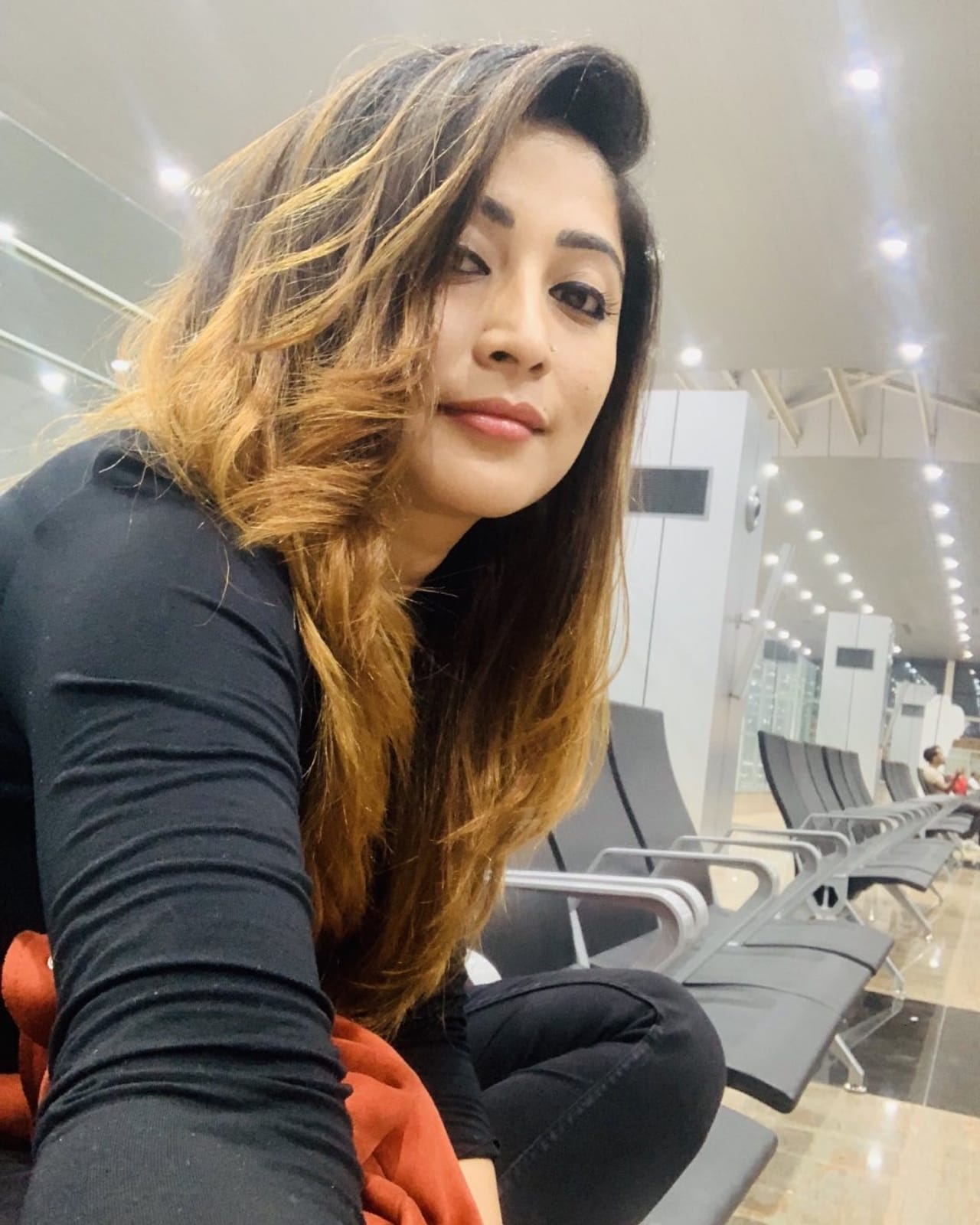 മലയാളികൾക്ക് ഏറെ സുപരിചിതയാണ് നടി അർച്ചന സുശീലൻ. സീരിയലുകളിലൂടെയാണ് അർച്ചനയെ മലയാളികൾ അറിഞ്ഞുതുടങ്ങിയത്. പിന്നീട് പതിനെട്ട് വർഷത്തോളം അഭിനയമേഖലയിൽ സജീവമായിരുന്നു. എന്നാൽ കഴിഞ്ഞ അഞ്ച് വർഷമായി അർച്ചന അഭിനയരംഗത്ത് സജീവമല്ല.