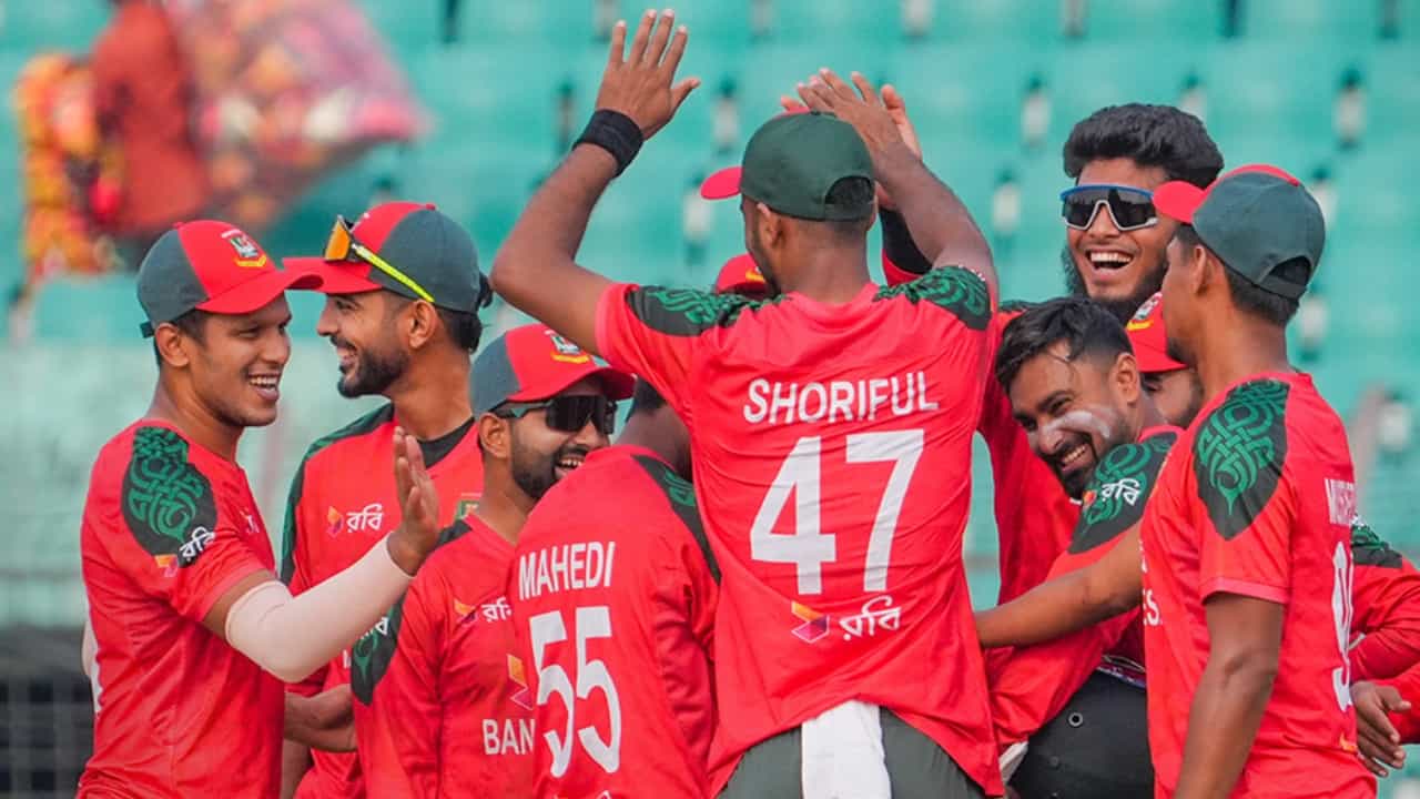 T20 World Cup 2026: ഇന്ത്യയിലേക്ക് താരങ്ങളെ അയക്കാൻ ആശങ്കയുണ്ട്; ഐസിസിയുടെ തീരുമാനത്തിന് കാത്തിരിക്കുന്നു എന്ന് ബിസിബി