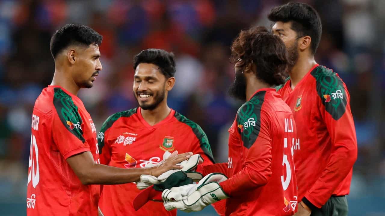 T20 World Cup 2026: ഇന്ത്യയിൽ ലോകകപ്പ് കളിക്കാൻ ബംഗ്ലാദേശ് തയ്യാറായേക്കില്ല; പകരം വേദി ആവശ്യപ്പെടുമെന്ന് സൂചന