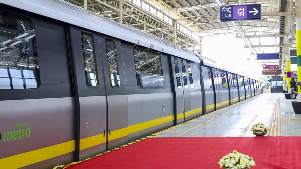Bengaluru Namma Metro: നമ്മ മെട്രോ നിരക്ക് വര്‍ധിപ്പിക്കുമോ? അഭ്യൂഹങ്ങള്‍ ശക്തം; ബെംഗളൂരു മലയാളികളടക്കം ആശങ്കയില്‍