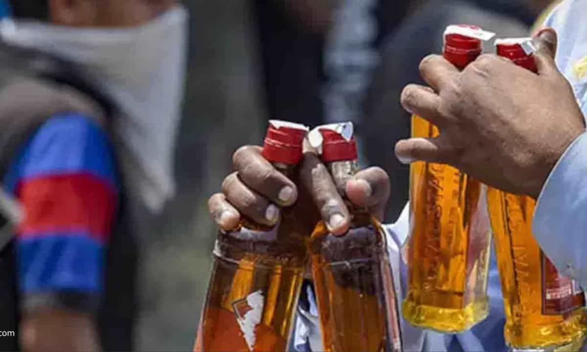 Bavco plastic bottle new rules: ധൃതിപിടിച്ച് അടപ്പ് തുറന്നാൽ 20 രൂപ മറന്നേക്കൂ! പുതിയ നിബന്ധനങ്ങളുമായി ബവ്‌കോ