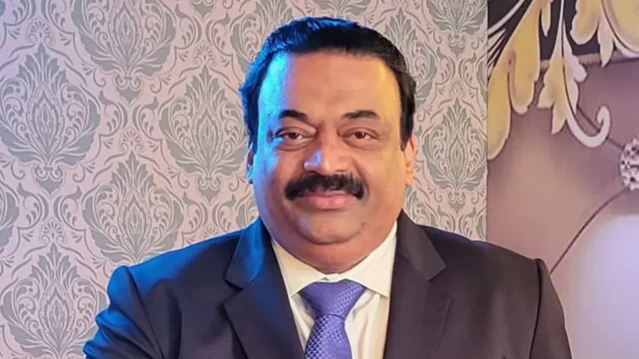 CJ Roy: റോയിയുടെ മരണത്തിന് കാരണം ഐടി ഉദ്യോഗസ്ഥര്‍? സിനിമാതാരങ്ങളും സംശയനിഴലില്‍