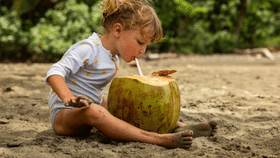 കരിക്കിൻ വെള്ളം എല്ലാവർക്കും കുടിക്കാമോ? ഇവർക്ക് ജീവന് ആപത്ത്!