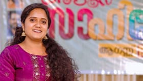 Rahul Mamkoottathil: രാഹുൽ മാങ്കൂട്ടത്തിലിന് പിന്തുണ; ശ്രീനാദേവി കുഞ്ഞമ്മയോട് വിശദീകരണം തേടി ഡിസിസി...