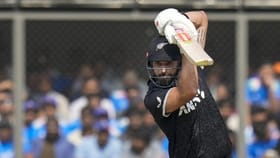 India Vs New Zealand: മിച്ചലിനെന്താ ഇന്ത്യയോട് ഇത്രയും വിരോധം? വീണ്ടും സെഞ്ചുറി വേട്ട, കൂട്ടിന് ഫിലിപ്‌സും