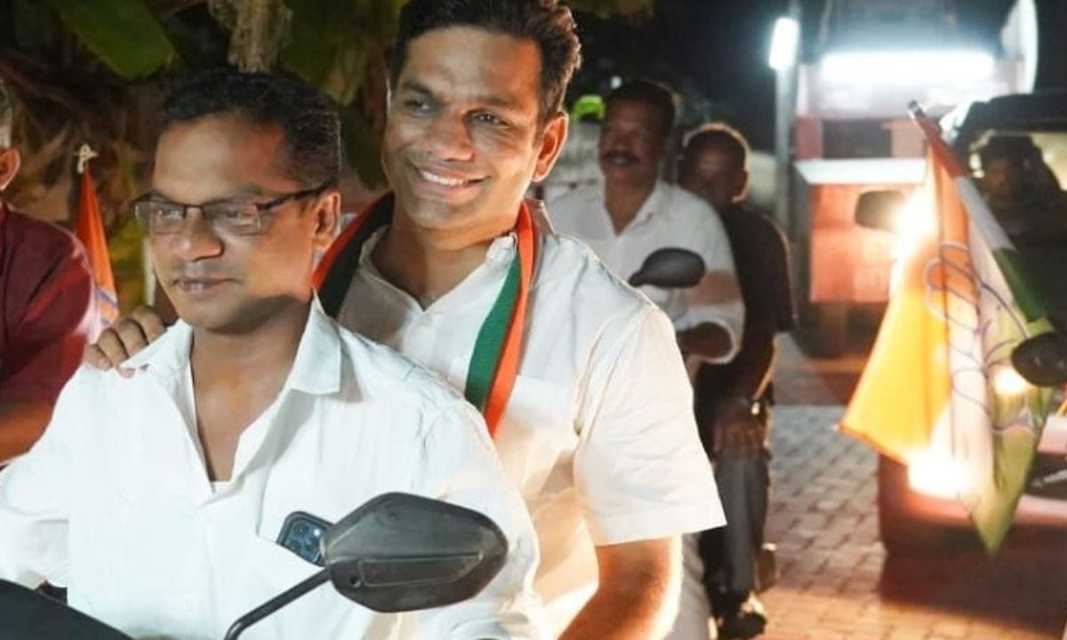 എന്നാൽ എന്റെ കയ്യിൽ അത്ര പണം ഒന്നും ഉണ്ടായിരുന്നില്ല. പാർട്ടി പറഞ്ഞതുകൊണ്ടാണ് ഞാൻ അന്ന് മത്സരിച്ചത്. അന്ന് തന്റെ ചിലവുകൾ എല്ലാം തന്നെ വഹിച്ചത് കോൺഗ്രസിലെ പ്രമുഖ നേതാക്കൾ ആണെന്നും ധർമ്മജൻ വ്യക്തമാക്കി. ഇലക്ഷൻ ഏത് തന്നെയായാലും നമ്മുടെ കയ്യിലും പണം വേണം. ഏത് തിരഞ്ഞെടുപ്പിലും നല്ല പണം ചിലവുള്ള കാര്യമാണിത്. എന്റെ എന്നാൽ തന്റെ കയ്യിൽ അതിനുമാത്രം മുടക്കാനുള്ള പണമില്ലെന്നും ധർമ്മജൻ പറഞ്ഞു.(PHOTO: INSTAGRAM)