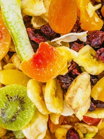 ശ്രദ്ധിക്കുക, ഡ്രൈ ഫ്രൂട്ട്സ് കൂടുതൽ കഴിച്ചാലും പ്രശ്നമാണ്