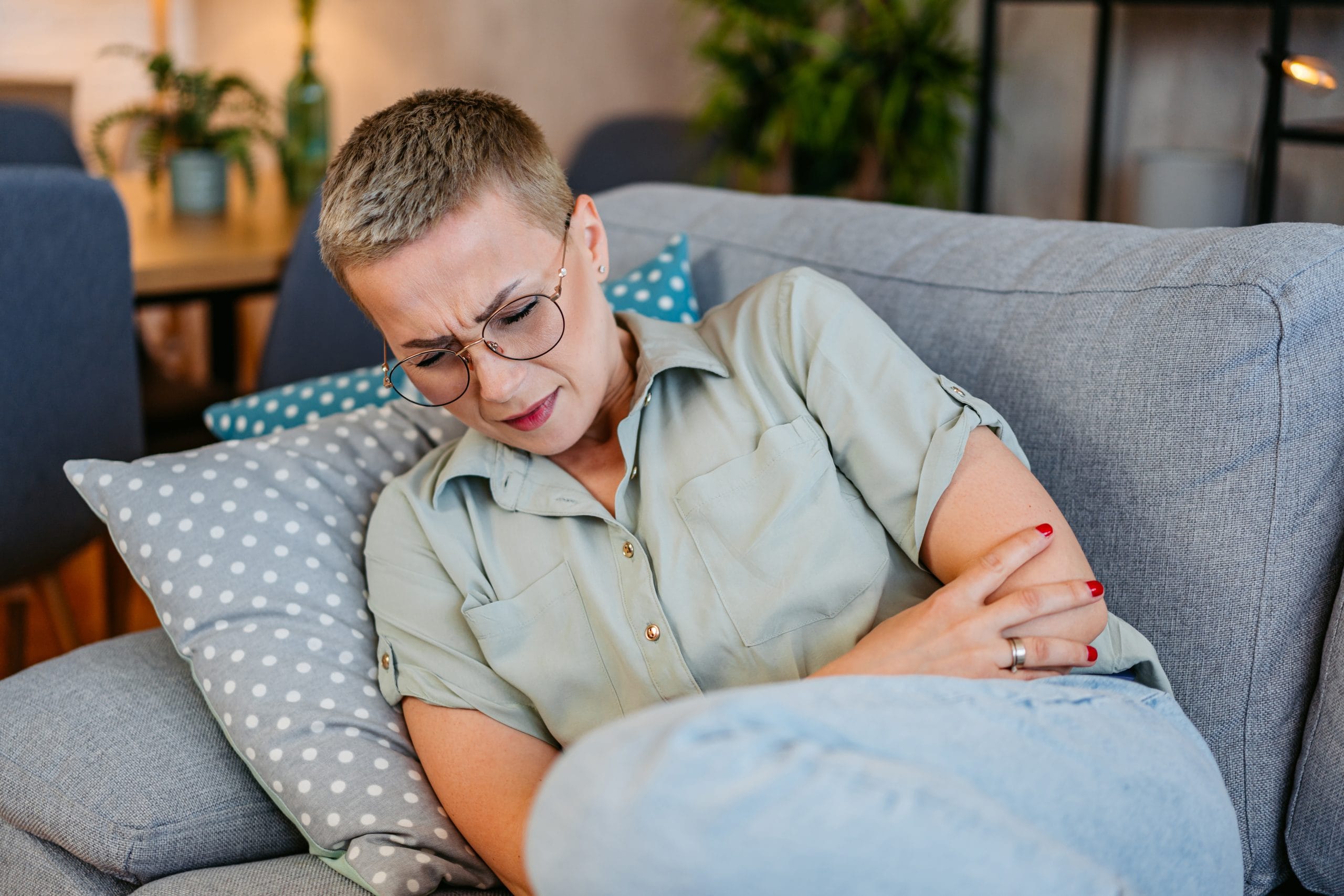 പോഷകാഹാര വിദഗ്ധയായ ശ്വേത ഷായുടെ അഭിപ്രായത്തിൽ, നിങ്ങൾ ആർത്തവത്തിൻ്റെ മുമ്പുള്ള ദിവസങ്ങളിൽ പതിവായി ഈ പാനീയം കുടിക്കുമ്പോഴാണ് ഏറ്റവും ഗുണകരമാകുന്നത്. വീട്ടിൽ തന്നെ വളരെ എളുപ്പത്തിൽ തയ്യാറാക്കാവുന്ന ഈ പാനീയത്തിന് രണ്ട് ചേരുവകൾ മാത്രം മതി.