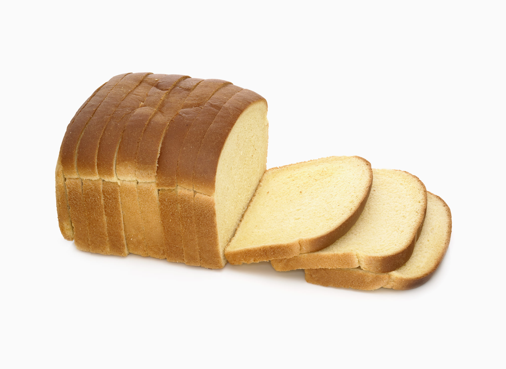 ബ്രെഡ് എത്ര ദിവസം സൂക്ഷിച്ചുവയ്ക്കാനാകും. കൂടി വന്നാൽ രണ്ടോ മൂന്നോ ദിവസം. അതിന് മുമ്പ് തീർന്നില്ലെങ്കിൽ, മണവും രുചിയും ഒപ്പം പൂപ്പലും ബാധിക്കുന്നു. ശരിയായി സൂക്ഷിച്ചില്ലെങ്കിൽ പെട്ടെന്ന് കേടാകുകയും അവ ഒഴിവാക്കേണ്ടി വരികയും ചെയ്യുന്നു. എന്നാൽ ചില പൊടികൈകൾ ഉപയോ​ഗിച്ച് ബ്രെഡ് സൂക്ഷിച്ചാൽ കേടുകൂടാതെ ഇരിക്കും. (Image Credits: Getty Images)
