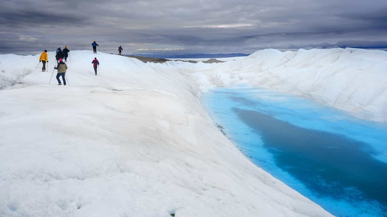 Denmarks warning: ആദ്യം വെടിവയ്ക്കൂ, ചോദ്യങ്ങള്‍ അത് കഴിഞ്ഞ് മാത്രം; ട്രംപ് ഗ്രീന്‍ലാന്‍ഡ് നോട്ടമിട്ടതിന് പിന്നാലെ സൈനികര്‍ക്ക് ഡെന്‍മാര്‍ക്കിന്റെ നിര്‍ദ്ദേശം