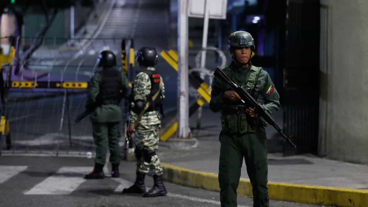 Indian Citizens In Venezuela: അത്യാവശ്യമല്ലാത്ത യാത്രകൾ ഒഴിവാക്കുക; വെനസ്വേലയിലെ ഇന്ത്യൻ പൗരന്മാർക്ക് ജാഗ്രതാ നിർദേശം