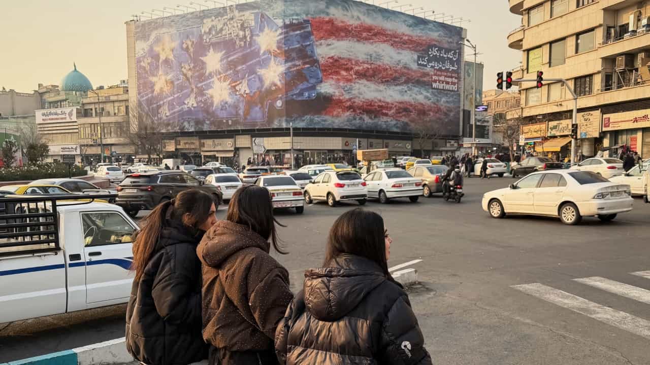 Iran - USA Conflict: ആരെയും പേടിയില്ല; ഏത് ആക്രമണത്തെയും നേരിടാൻ തയ്യാറെന്ന് ഇറാൻ Iran - USA Conflict: ആരെയും പേടിയില്ല; ഏത് ആക്രമണത്തെയും നേരിടാൻ തയ്യാറെന്ന് ഇറാൻ