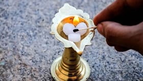 വൈകുന്നേരം വീട്ടിൽ കർപ്പൂരം കത്തിക്കാറുണ്ടോ? ഈ ​ഗുണങ്ങൾ..