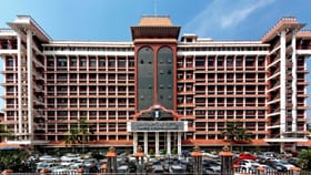 ഡിപ്ലോമ, ബിരുദം യോഗ്യതയുണ്ടോ? കേരള ഹൈക്കോടതിയിൽ നിങ്ങൾക്കും ജോലി