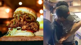 ചിക്കനില്ലെന്ന് പരാതി പറഞ്ഞ കുട്ടികൾക്ക് നേരെ കത്തിവീശിയ മാനേജരെ