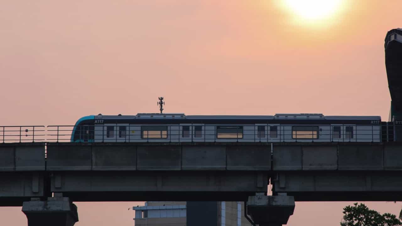 Kochi Metro: പച്ചക്കൊടി കാത്ത് കെഎംആർഎൽ; ആ പ്രതിസന്ധി അകന്നാല്‍ കൊച്ചി മെട്രോ ഇന്‍ഫോപാര്‍ക്കിലേക്ക് കുതിക്കും