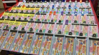 Lottery Ticket missing: ഒരു കോടി രൂപ സമ്മാനമടിച്ച ലോട്ടറി ടിക്കറ്റ് കണ്ടെത്താനായില്ല, തോക്കു ചൂണ്ടി തട്ടിയെടുത്തെന്ന് പരാതി