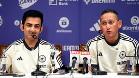 'രോഹിത് ശർമ്മയെ ക്യാപ്റ്റൻ സ്ഥാനത്തുനിന്ന് നീക്കാൻ ഗംഭീർ...'