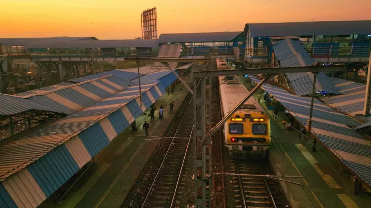 Railway Update : എറണാകുളം-കായംകുളം എക്സ്പ്രസ് മെമുവിന് കോട്ടയം ജില്ലയിൽ പുതിയ സ്റ്റോപ്പ്; ഇനി കാര്യങ്ങൾ എളുപ്പമായി