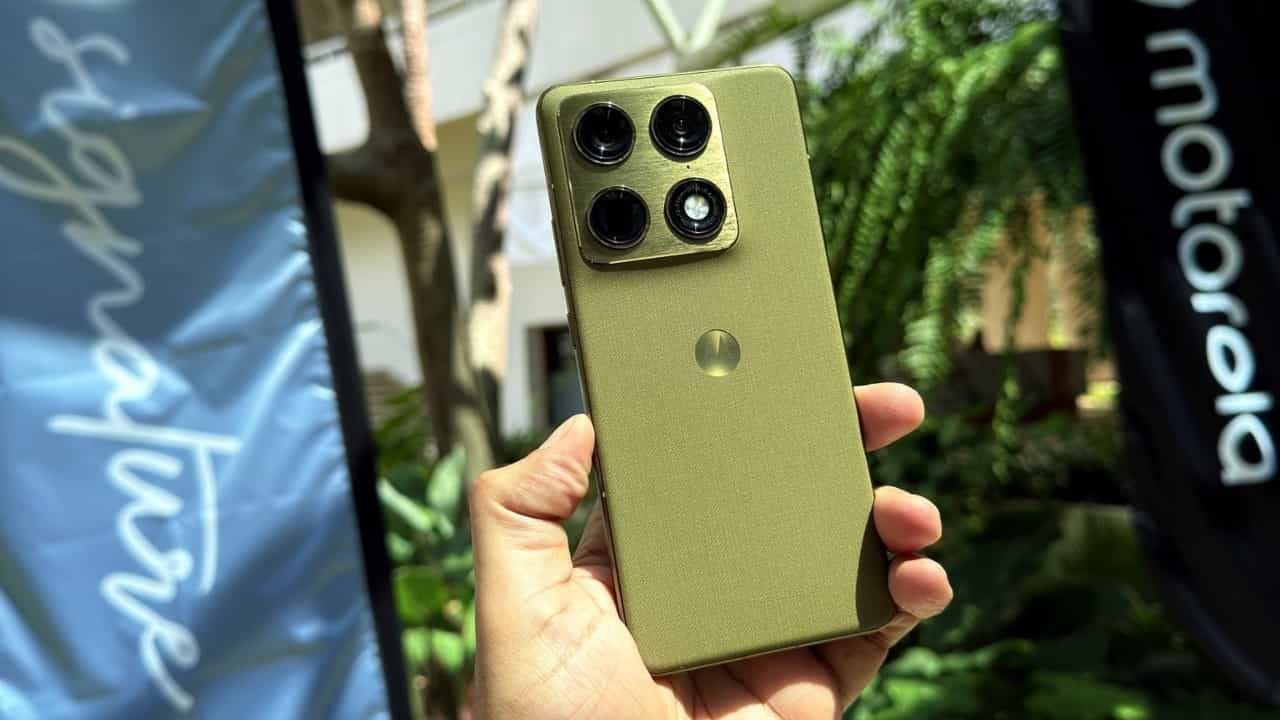 Motorola Signature: ബാറ്ററി അത്ര പോരെങ്കിലും സ്പെക്സിൽ കലക്കും; മോട്ടൊറോള സിഗ്നേച്ചർ അവതരിപ്പിച്ചു