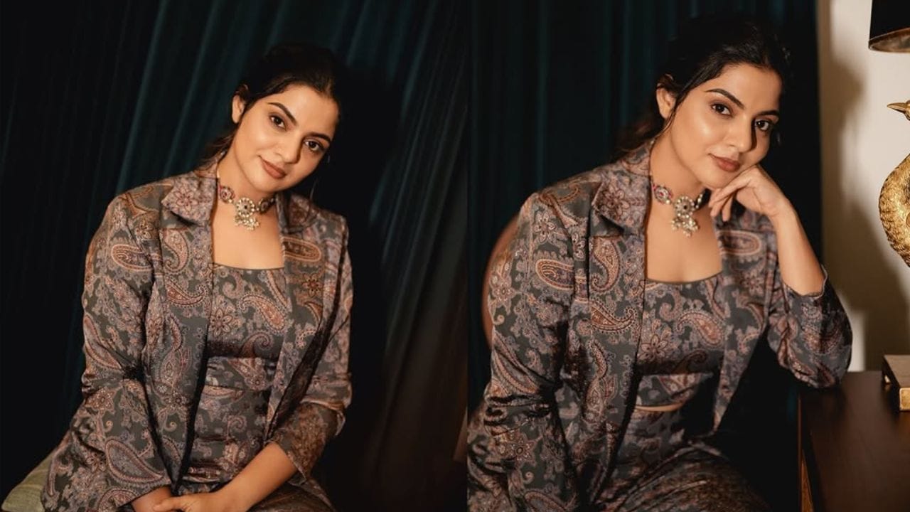 പറയാനുള്ള കാര്യങ്ങൾ അത് ആരുടെ മുഖത്ത് നോക്കിയാലും വ്യക്തമായും ഉറച്ച സ്വരത്തോടെയും പറയുന്ന ചുരുക്കം ചില അഭിനേത്രികളിൽ ഒരാളാണ് നിഖില വിമൽ. അതിനാൽ തന്നെ പലപ്പോഴും നിഖില വിമലും അവരുടെ പരാമർശങ്ങളും സോഷ്യൽ മീഡിയയിൽ വൈറലായി മാറാറുണ്ട്. എന്നിരുന്നാലും എന്ത് സംഭവിച്ചാലും തന്റെ നിലപാടിൽ പിന്നോട്ടില്ല എന്ന മനോഭാവമാണ് നടി നിഖിലയ്ക്ക് ഇപ്പോഴിതാ തനിക്ക് സിനിമ മേഖലയിൽ നിന്നും സാമ്പത്തികമായി നേരിട്ട് ഒരു ചൂഷണത്തെക്കുറിച്ച് തുറന്നു പറയുകയാണ് താരം. (PHOTO: INSTAGRAM)