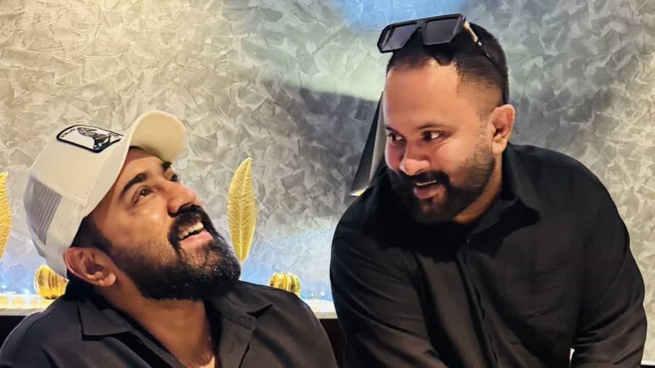 Nivin Pauly: അജു സെറ്റിലുണ്ടെങ്കിൽ ഞാൻ ഭയങ്കര ഹാപ്പിയാണ്; സർവം മായ അനുഭവം തുറന്നുപറഞ്ഞ് നിവിൻ പോളി