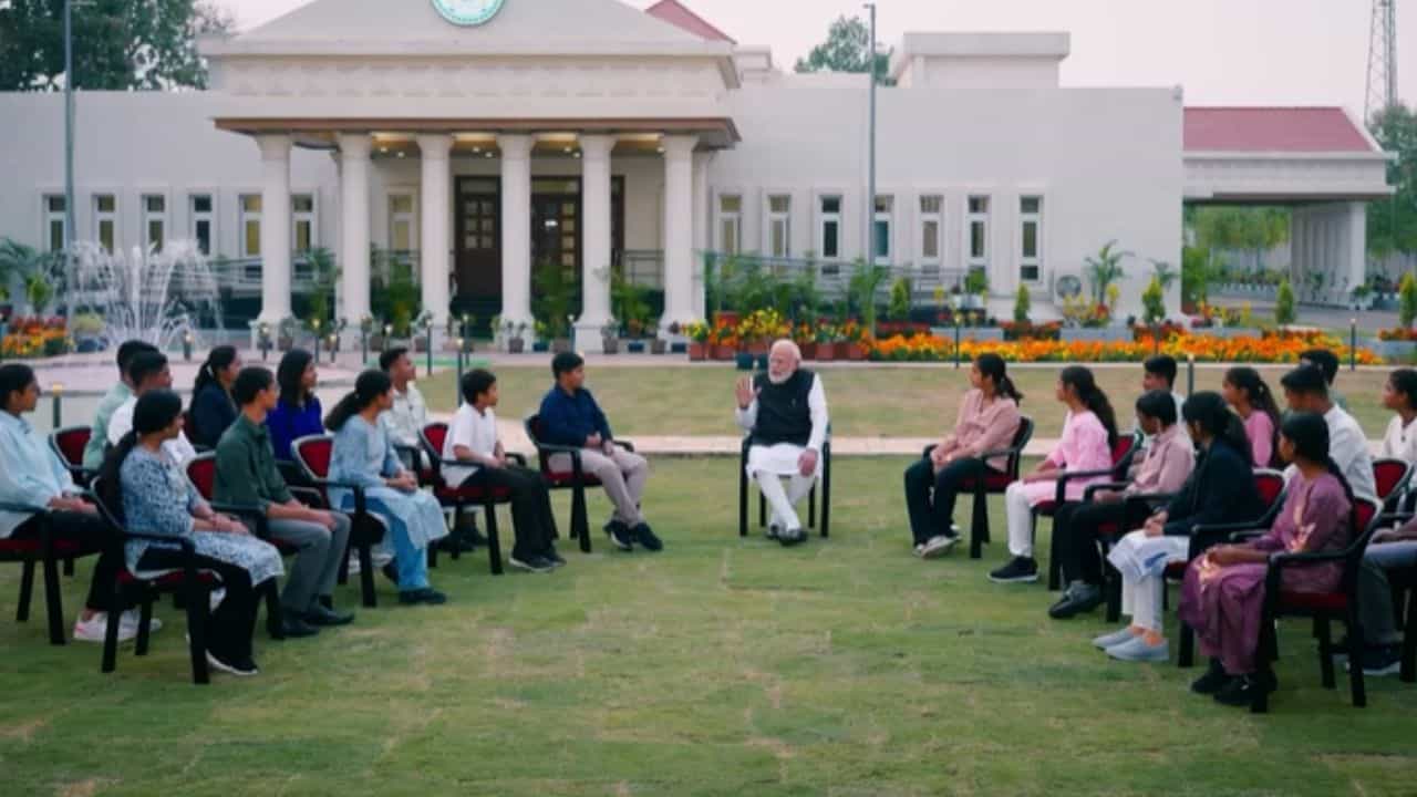 Pariksha Pe Charcha: പരീക്ഷ പേ ചർച്ചയിൽ അപൂർവ്വ നിമിഷം, ഡൽഹിക്ക് പുറമെ വിവിധ സംസ്ഥാനങ്ങളും