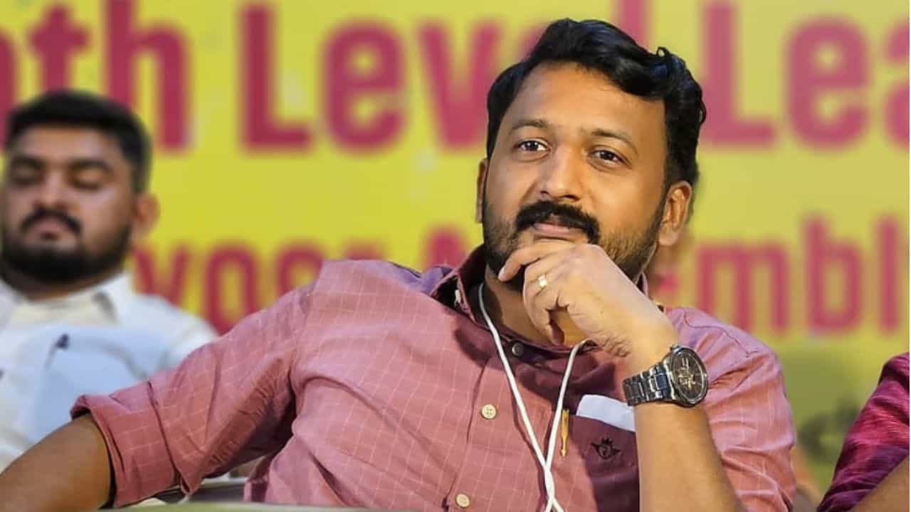 Rahul Mamkootathil: കുഞ്ഞുണ്ടായാല്‍ വീട്ടില്‍ വിവാഹത്തിന് സമ്മതിക്കും; മുന്‍കൂര്‍ ജാമ്യത്തിന് അവസരം പോലും നല്‍കാതെ പൂട്ടി