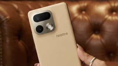 Realme 16: കുറഞ്ഞ വിലയിൽ ഒരു ഓൾറൗണ്ടർ ഫോൺ; സാധാരണക്കാരെ ലക്ഷ്യമിട്ട് റിയൽമി 16 പുറത്തിറങ്ങി