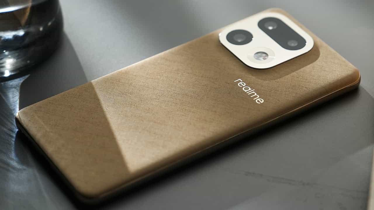 Realme 16 Pro: ദേ മറ്റൊരു 200 മെഗാപിക്സൽ ക്യാമറ; റിയൽമി 16 പ്രോ എത്താൻ ദിവസങ്ങൾ മാത്രം Realme 16 Pro: ദേ മറ്റൊരു 200 മെഗാപിക്സൽ ക്യാമറ; റിയൽമി 16 പ്രോ എത്താൻ ദിവസങ്ങൾ മാത്രം