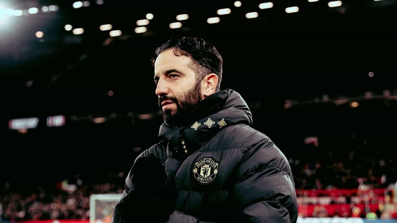 Ruben Amorim : മാനേജ്മെൻ്റിനെ വിമർശിച്ചു ; പരിശീലകൻ റൂബൻ അമോറിമിനെ പുറത്താക്കി മാഞ്ചസ്റ്റർ യുണൈറ്റഡ് Ruben Amorim : മാനേജ്മെൻ്റിനെ വിമർശിച്ചു ; പരിശീലകൻ റൂബൻ അമോറിമിനെ പുറത്താക്കി മാഞ്ചസ്റ്റർ യുണൈറ്റഡ്