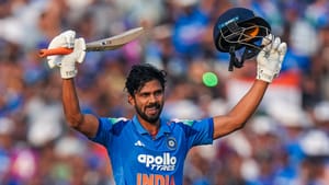 Ruturaj Gaikwad: സെഞ്ചുറിയടിച്ചിട്ടും ടീമിലില്ല; സഞ്ജുവിന്റെ അതേ അനുഭവം റുതുരാജിനും