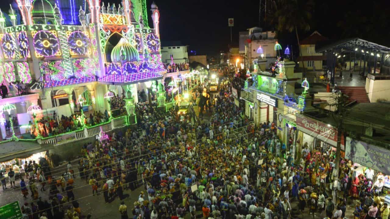 Sabarimala: എരുമേലി ചന്ദനക്കുടം ഇന്ന്; മകരവിളക്കിനോടനുബന്ധിച്ച് 15 വ്യൂ പോയിൻ്റുകളിൽ പ്രത്യേക സുരക്ഷ