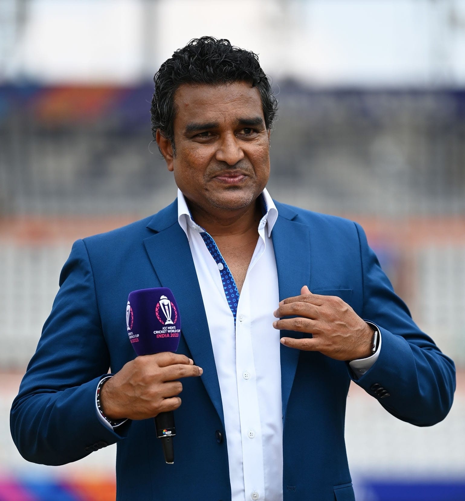 "വേറൊരു കാര്യം, അവൻ വളരെ നിസ്വാർത്ഥനാണ്. അവൻ നേടിയ സെഞ്ചുറികളിലൊക്കെ സ്ട്രൈക്ക് റേറ്റ് 200ന് മുകളിലായിരുന്നു. 90കളിൽ ബാറ്റിംഗ് മെല്ലെയാക്കുന്നയാളല്ല അവൻ. ഔട്ടാകുന്നതൊന്നും അവനൊരു പ്രശ്നമല്ല. അത് ടി20 ക്രിക്കറ്റിൽ വലിയ കാര്യമാണ്."- മഞ്ജരേക്കർ തുടർന്നു.